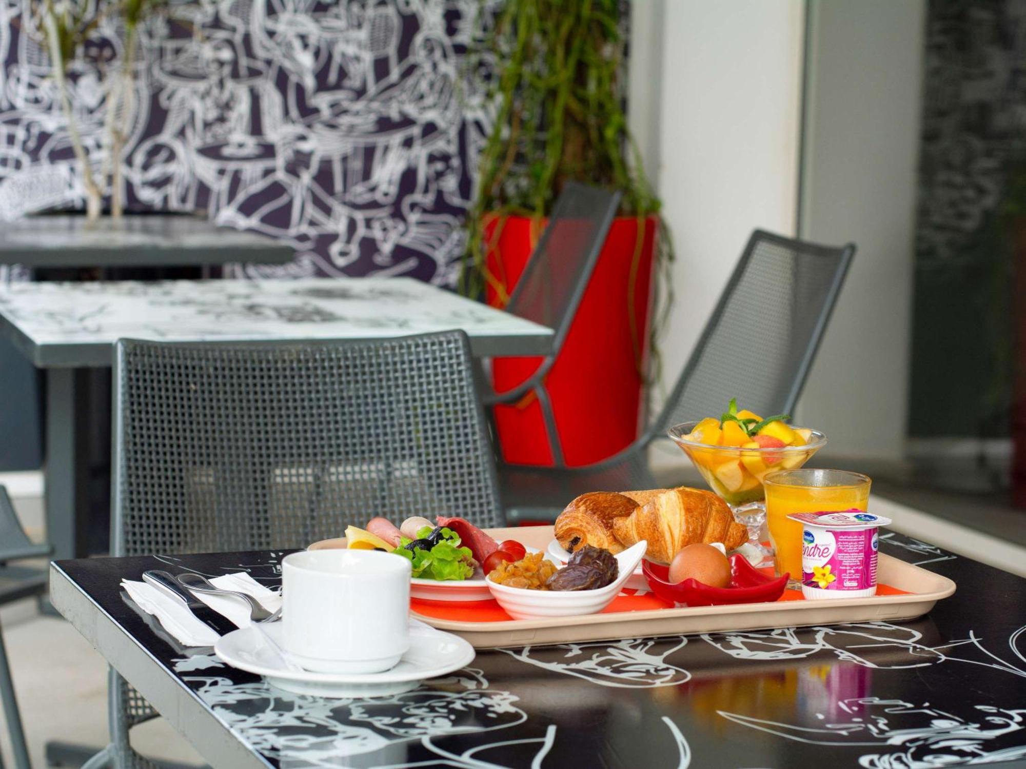 Готель Ibis Rabat Agdal Екстер'єр фото